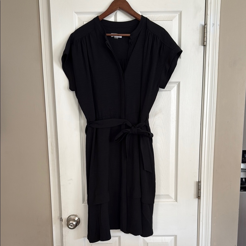 Calvin KleinBlack Short Sleeve Dress with Belt